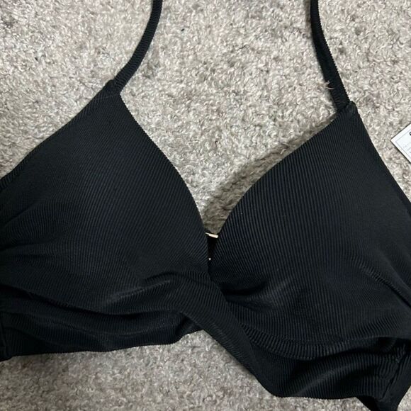 Shade & Shore Lightly Lined Wrap Front Ribbed Bikini Top - Picture 4 of 9